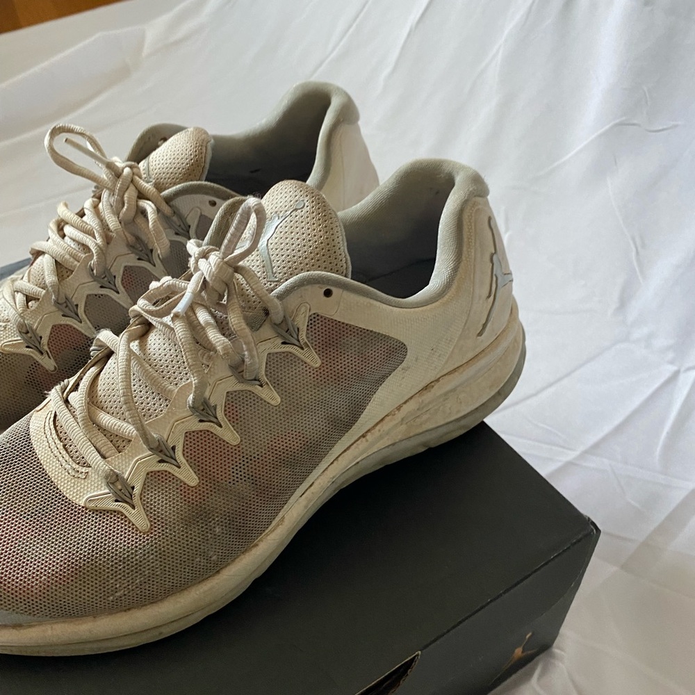 Jordan flight runner 2 - Picture 2 of 6
